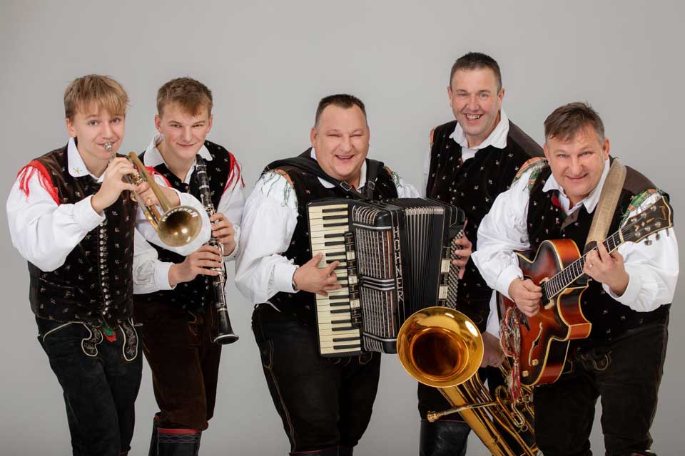 Die Runden Oberkrainer
